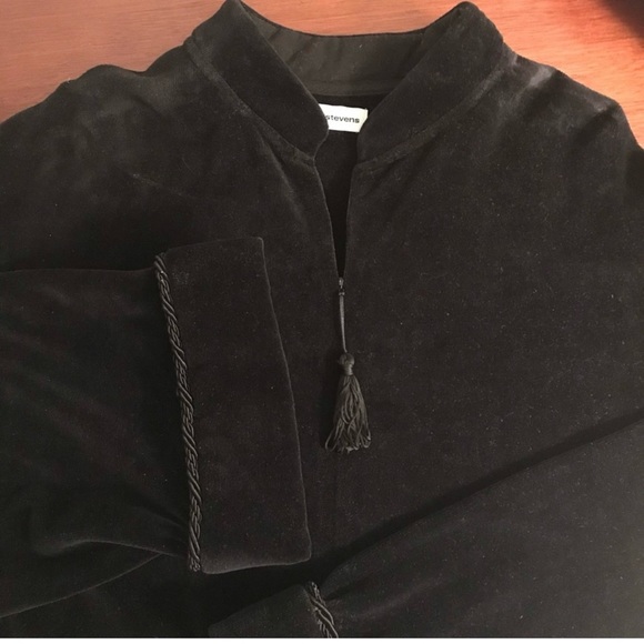 Valerie Stevens Black Velvet Robe size L - Picture 2 of 6